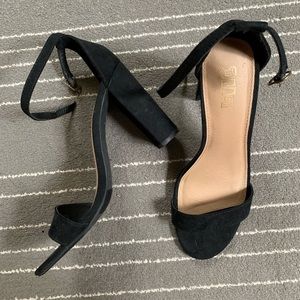 BLACK SUEDE FORMAL STRAP HEELS 4 INCH HEELS SZW 10